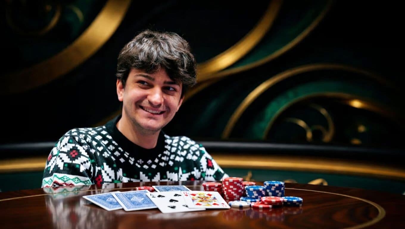 Enrico Camosci trionfa allo SCOOP! Studia il replay a carte scoperte del Final Table