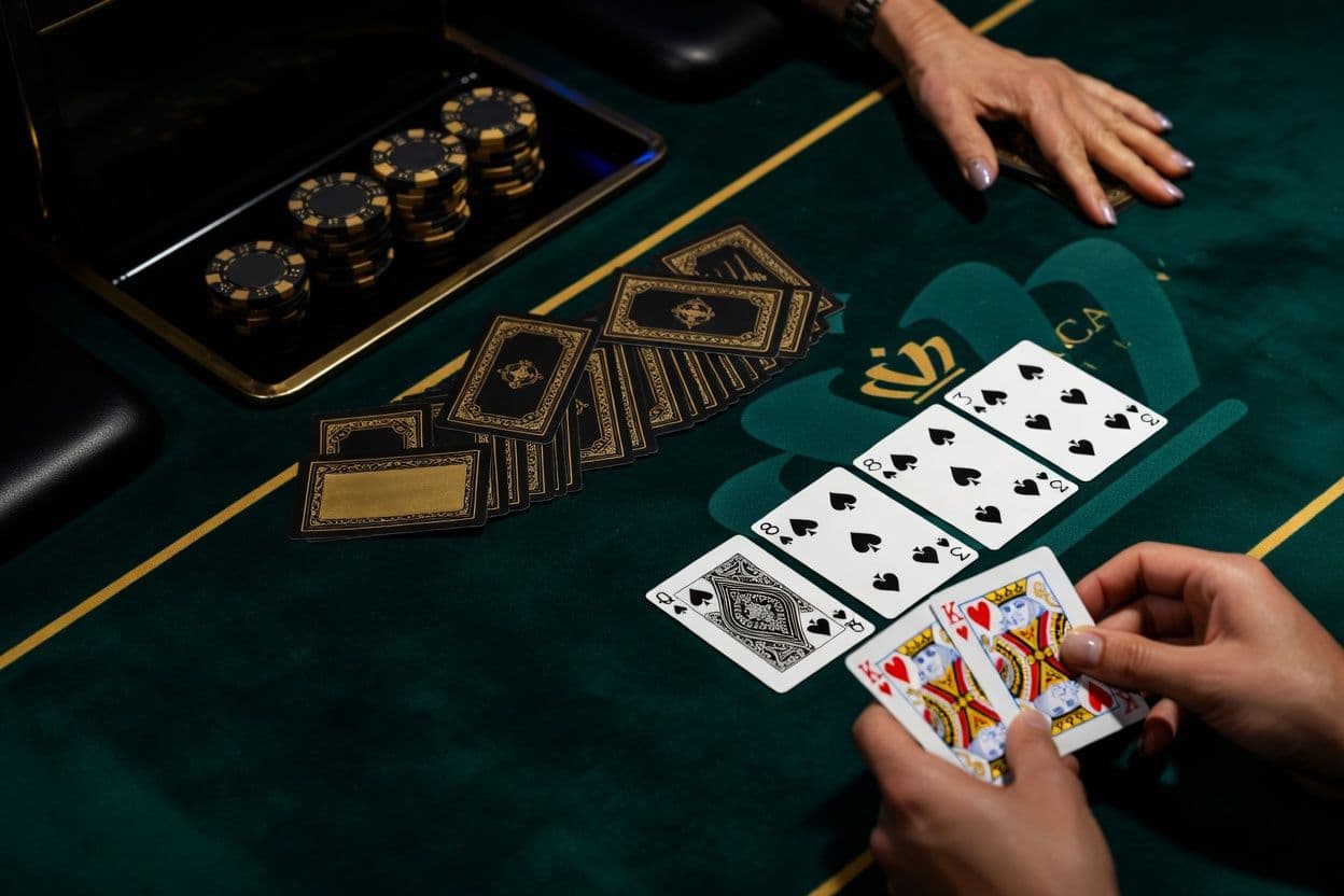 Flop Monotono nel Poker? 4 Consigli Strategici di Alex Fitzgerald